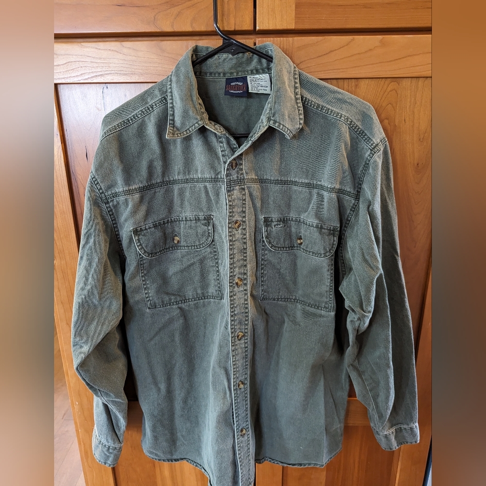 Men's Saugatuck Dry Goods heavy cotton shirt, size Medium, green